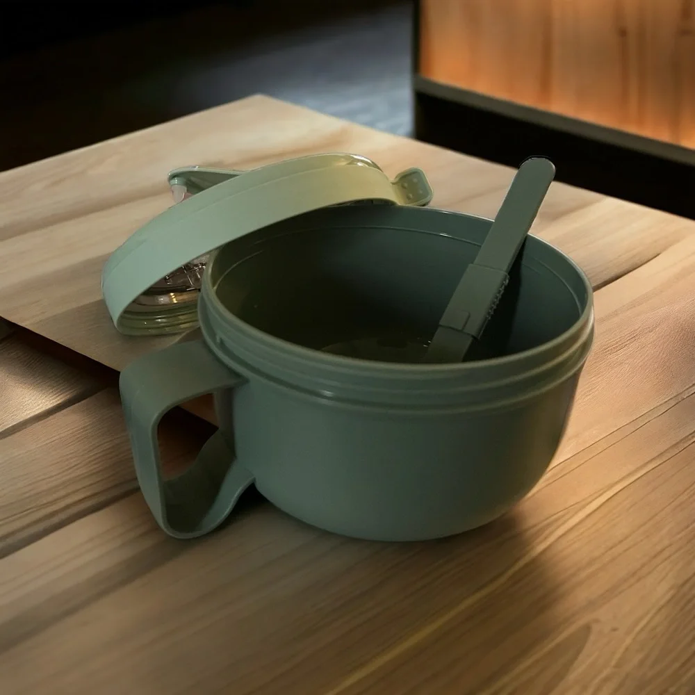 New in Packaging Plastic Microwaveable Ramen Bowl Set with Lid & Built-i… - Picture 8 of 8